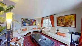 Luxueux duplex Terrasse - 180m2 - Porte Maillot - Champs-Élysées - Parc de Bagatelle - Jardin d'Acclimatation - 8 pers
